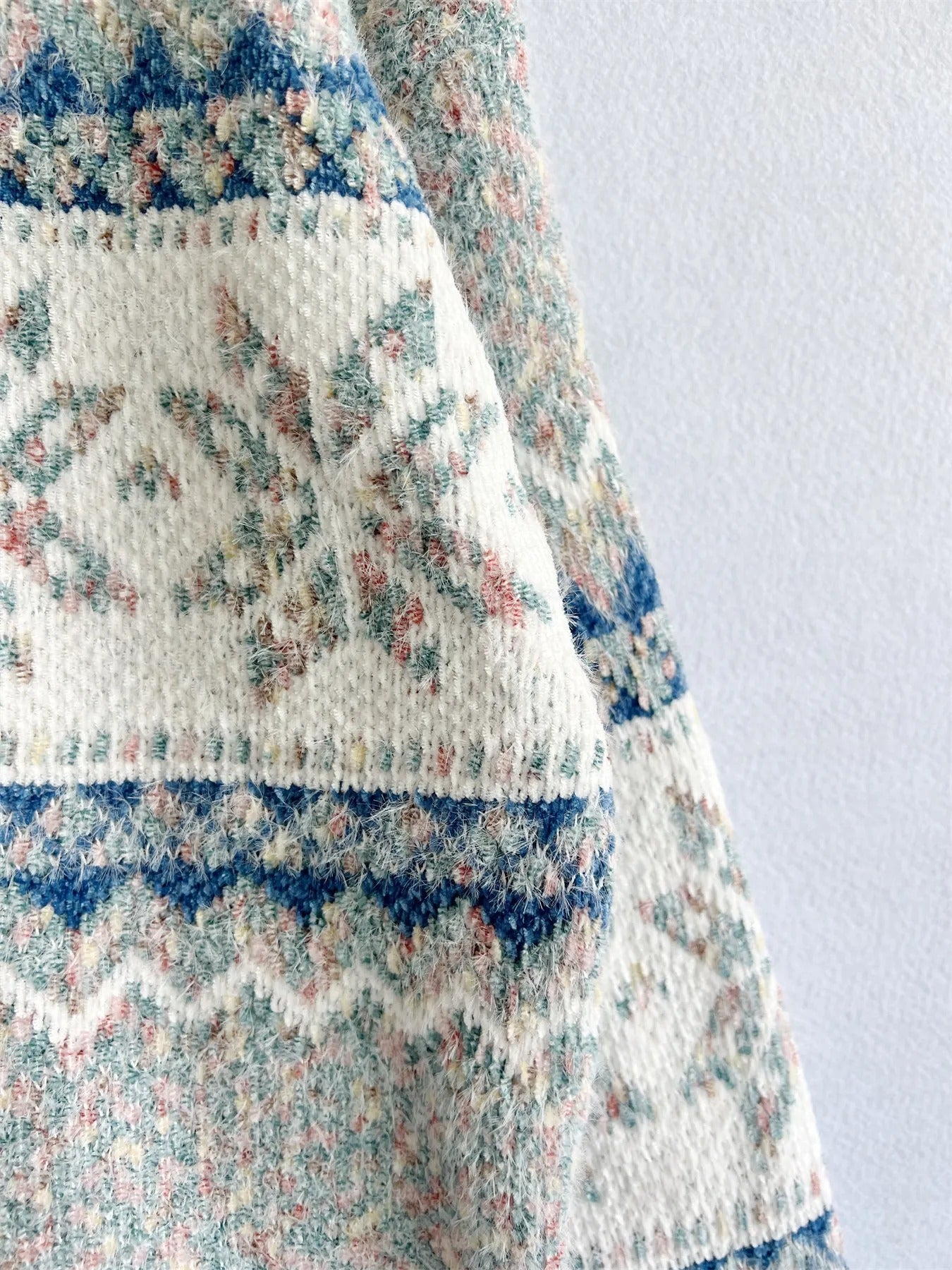 Eden | Vintage Stylish Jumper