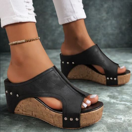 NOVA | COMFORT SLIP-ON WEDGE