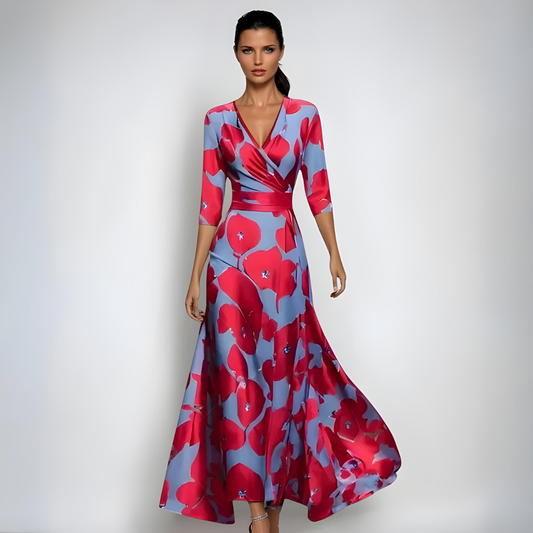 Evelina | Confident Elegance Sleeved Dress