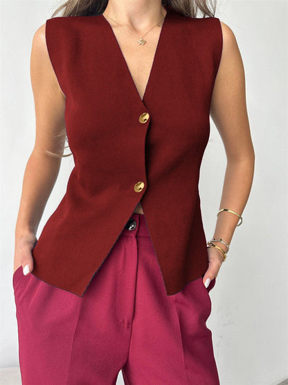 Grier | Sleeveless Button Peplum Top