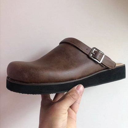 EMRYS | SLIP-ON BUCKLE CLOGS